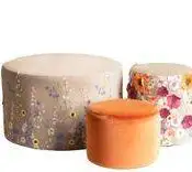 Мягкие пуфы в аренду для мероприятий — Go Rent