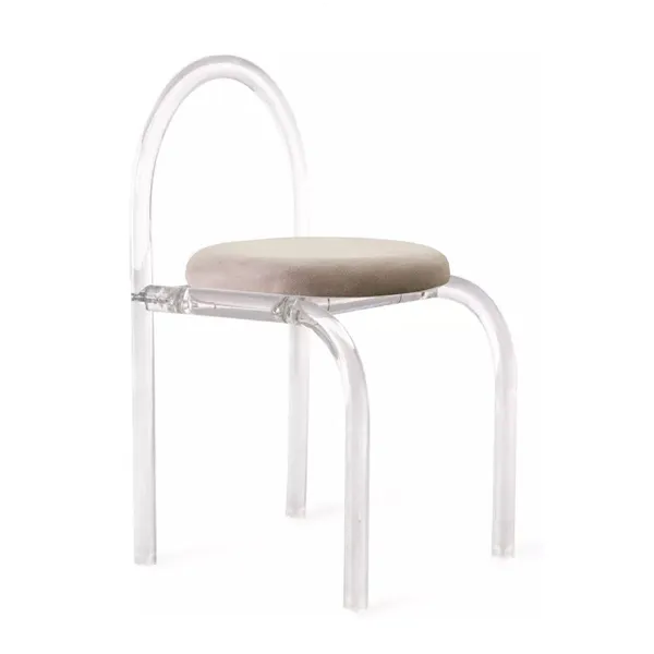 Прозрачный стул АРОНДИ с арочной спинкой и бежевой бархатной подушкой в аренду - дизайнерская мебель для мероприятий | Go Rent