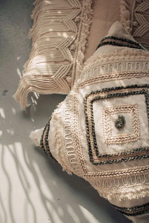 Бело-розовый бохо сет с перламутровыми акцентами