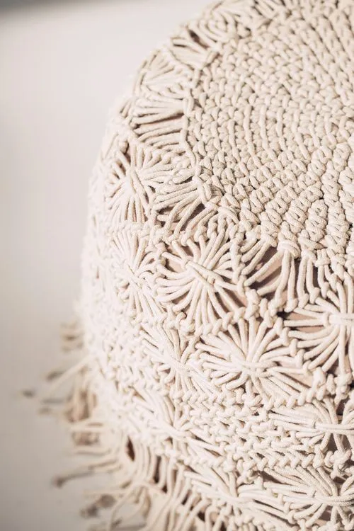 Бохо-лаунж с пуфами