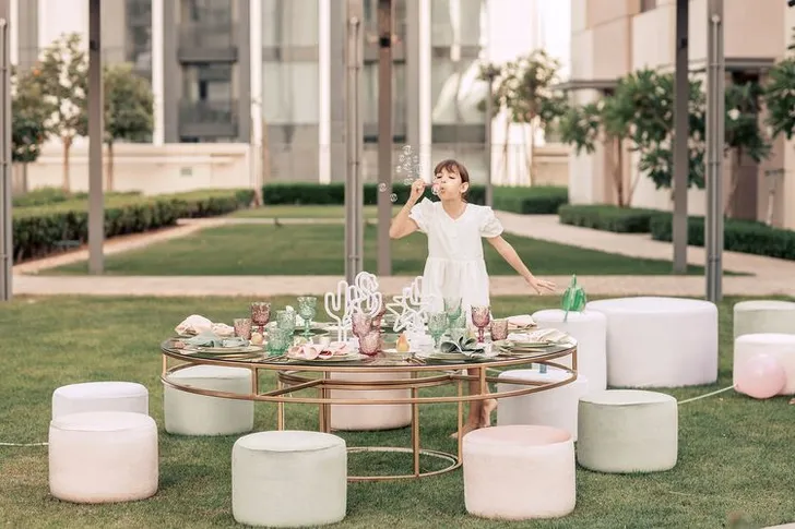 Детский сет за круглым столом