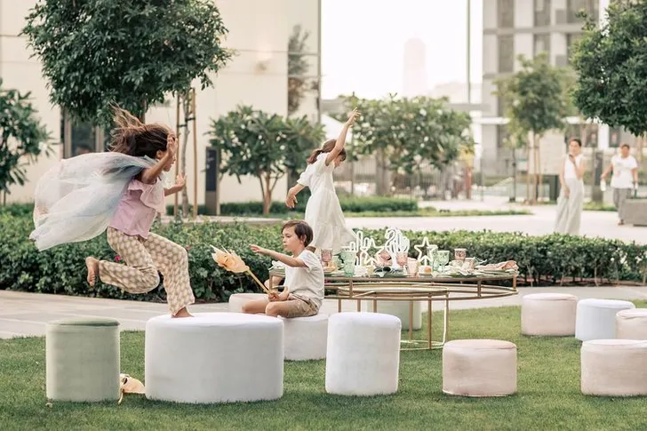 Детский сет за круглым столом