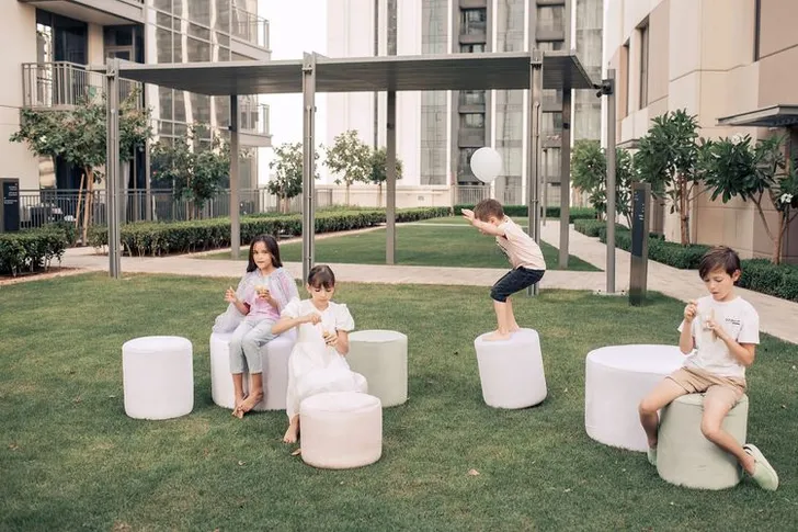 Детский сет за круглым столом