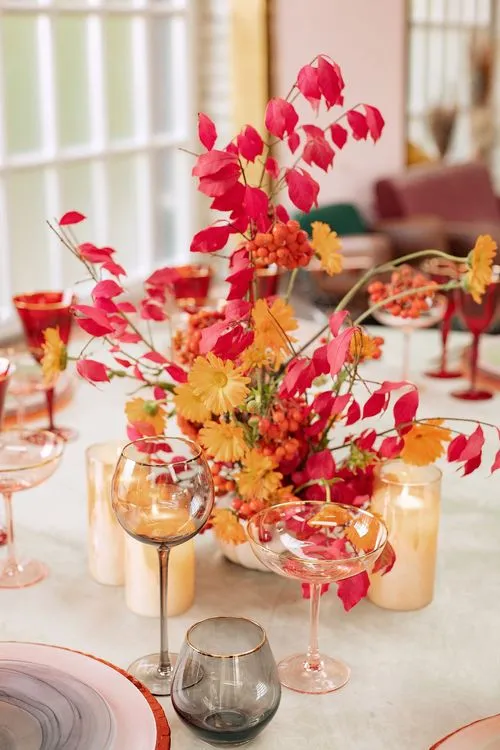 Эвкалиптовый бархат на круглом столе