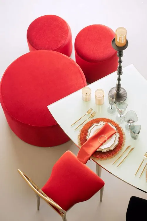 Красно-черный сет за столом-волна