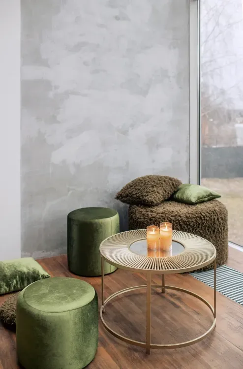 Папоротниковый сет за столом-волна