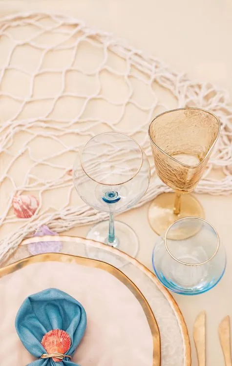 Персиковый сет с голубыми акцентами